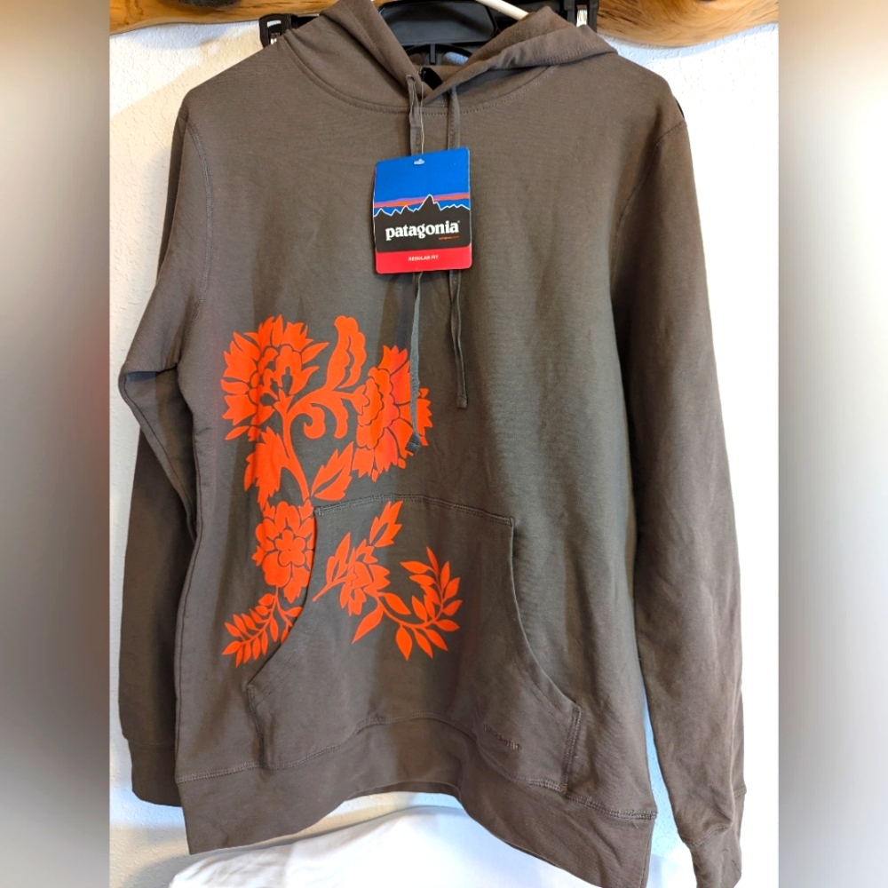 Patagonia Addie Hoodie Regular Fit Size Medium NWOT